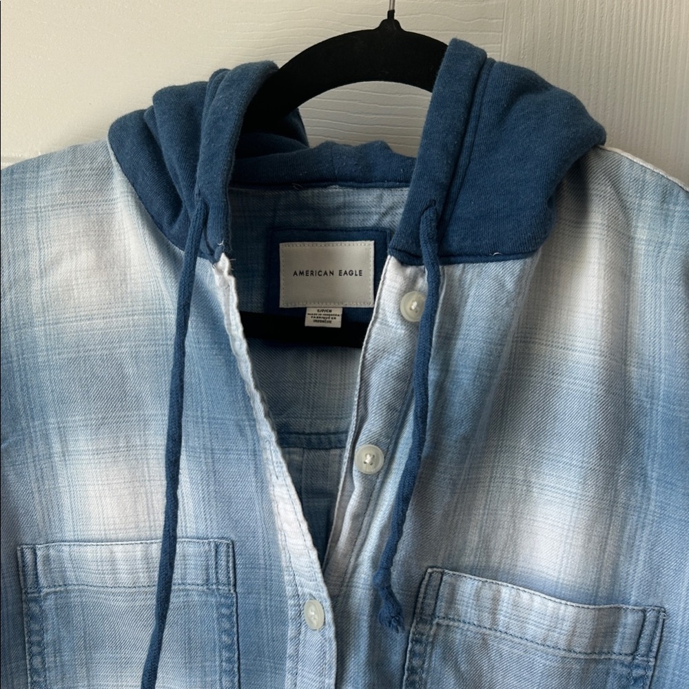 American Eagle Outfitters Blue Ombre Hoodie
